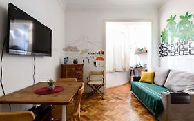 Omar do Rio - GC 1002 Apartamento 2Qtos, Completo com Garagem, Internet 120mbps, a 150metros da Praia de Ipanema e do Metrô, 05 minutos da Praia de Copacabana